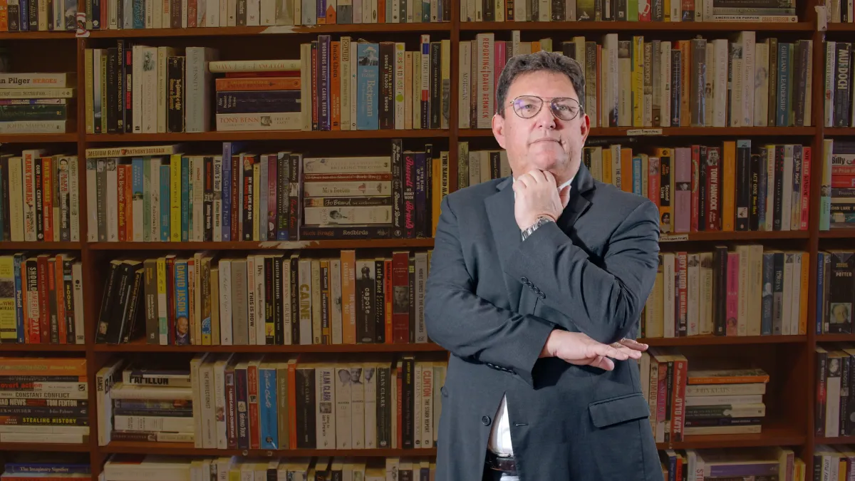 Elliot Coen lanza libro sobre comunicación efectiva y conexión humana