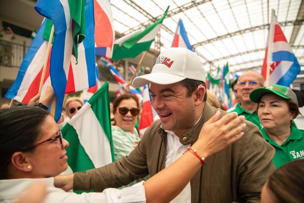 Álvaro Ramos en Cartago